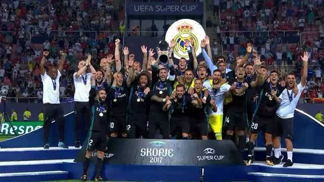  电竞老牌劲旅绝地反击成功卫冕