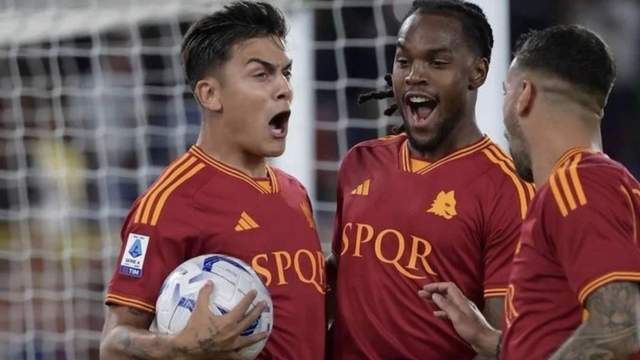  外援默契配合，双剑合璧攻破防线