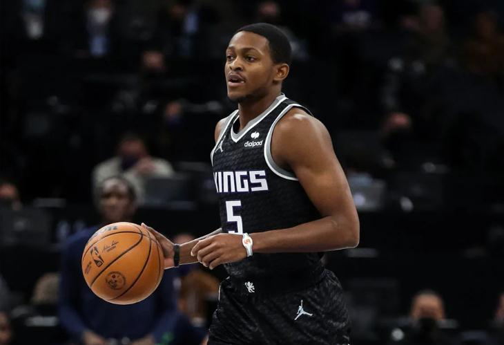  国王福克斯关键球助队险胜开拓者