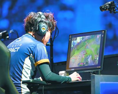  电竞选手伤病困扰，健康管理引关注