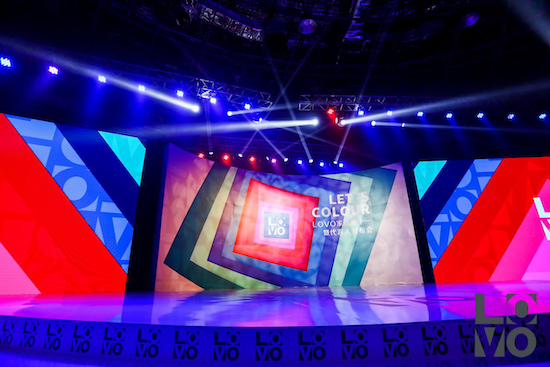  电竞联名款发布，时尚与竞技碰撞擦出火花