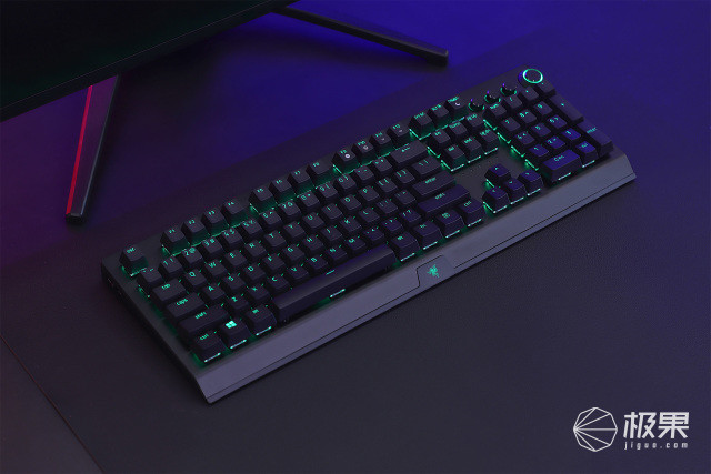  电竞外设黑科技频现 磁轴键盘提升操作精准度