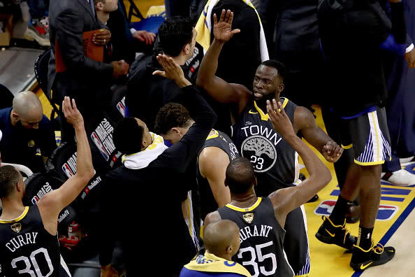  裁判判罚引争议，赛后申诉引发关注