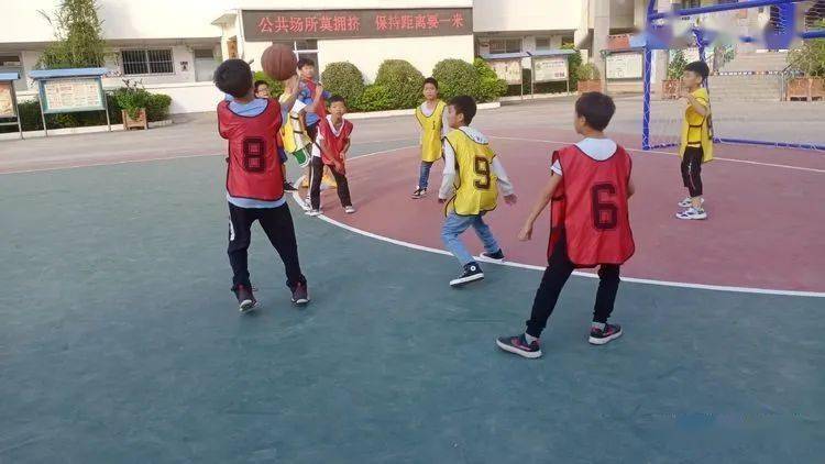  篮球公益行点燃山区孩童梦想
